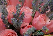 Bouquet with roses and lavender — photo 3